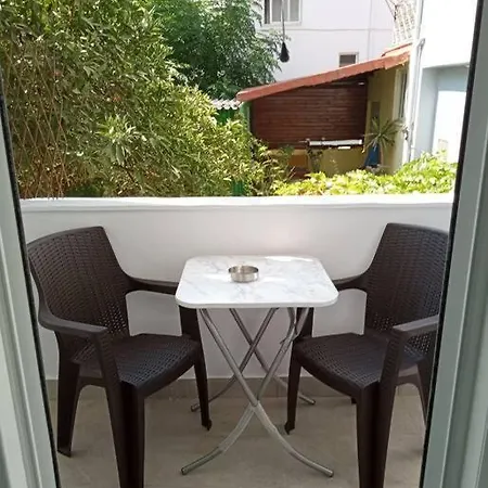 Downtown With Private Parking Apartment *