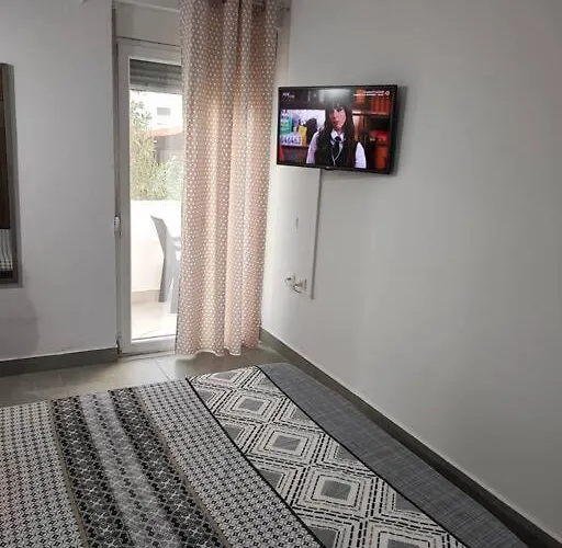 Katias Downtown * Rhodes City